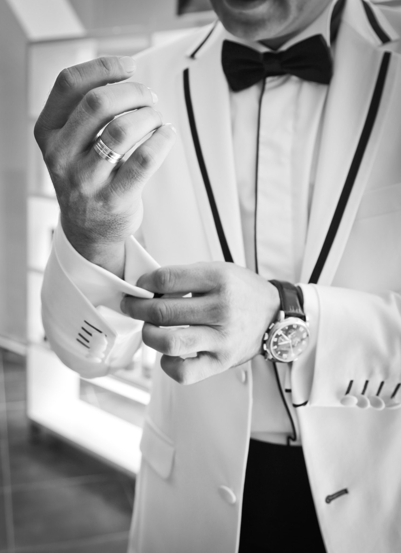 black-and-white-bow-tie